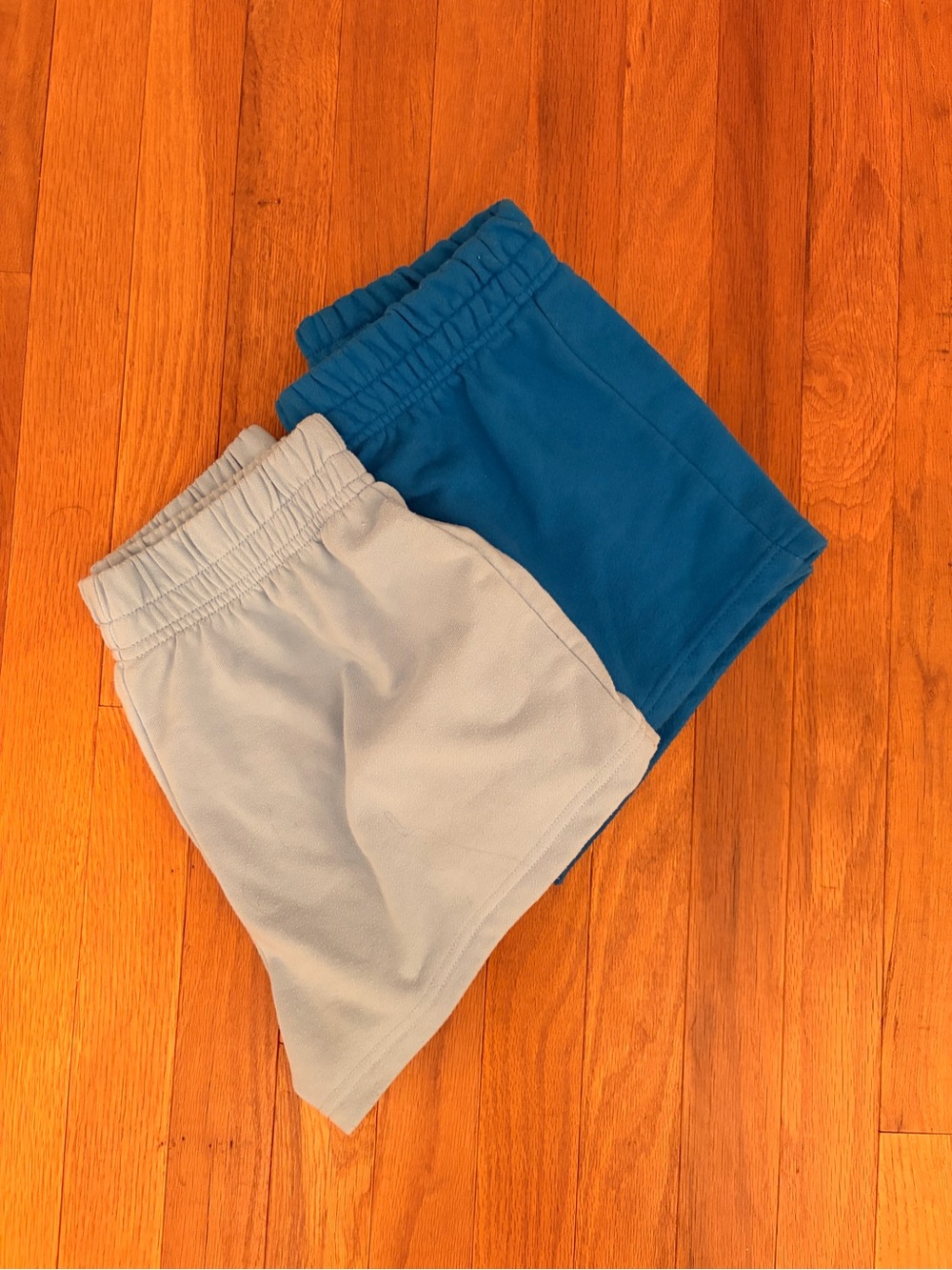 SHEIN Colorblock Elastic-Waist Shorts in Light Blue & Teal